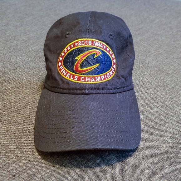 New Era Cleveland Cavaliers Hat - Picture 1 of 6